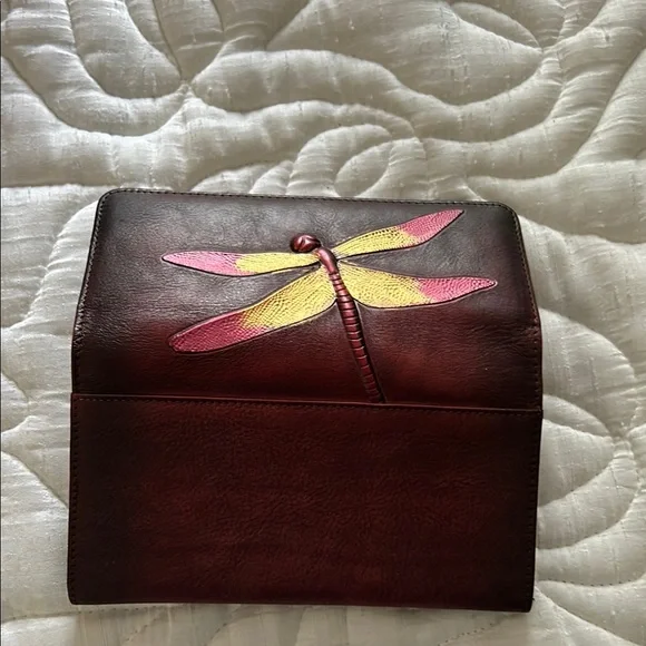 Brown Dragonfly Clutch - Picture 1 of 5